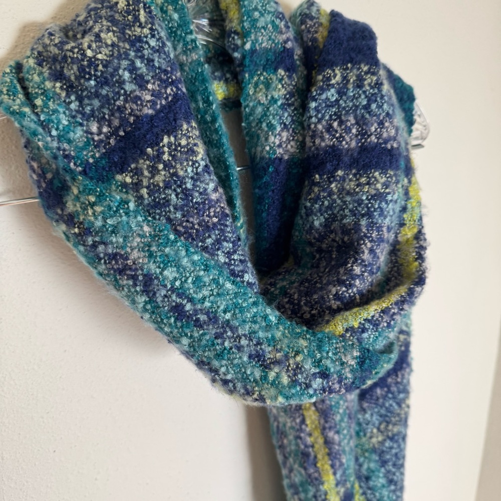 Echo Textured Scarf in Blue and Green‎ - Picture 2 of 7